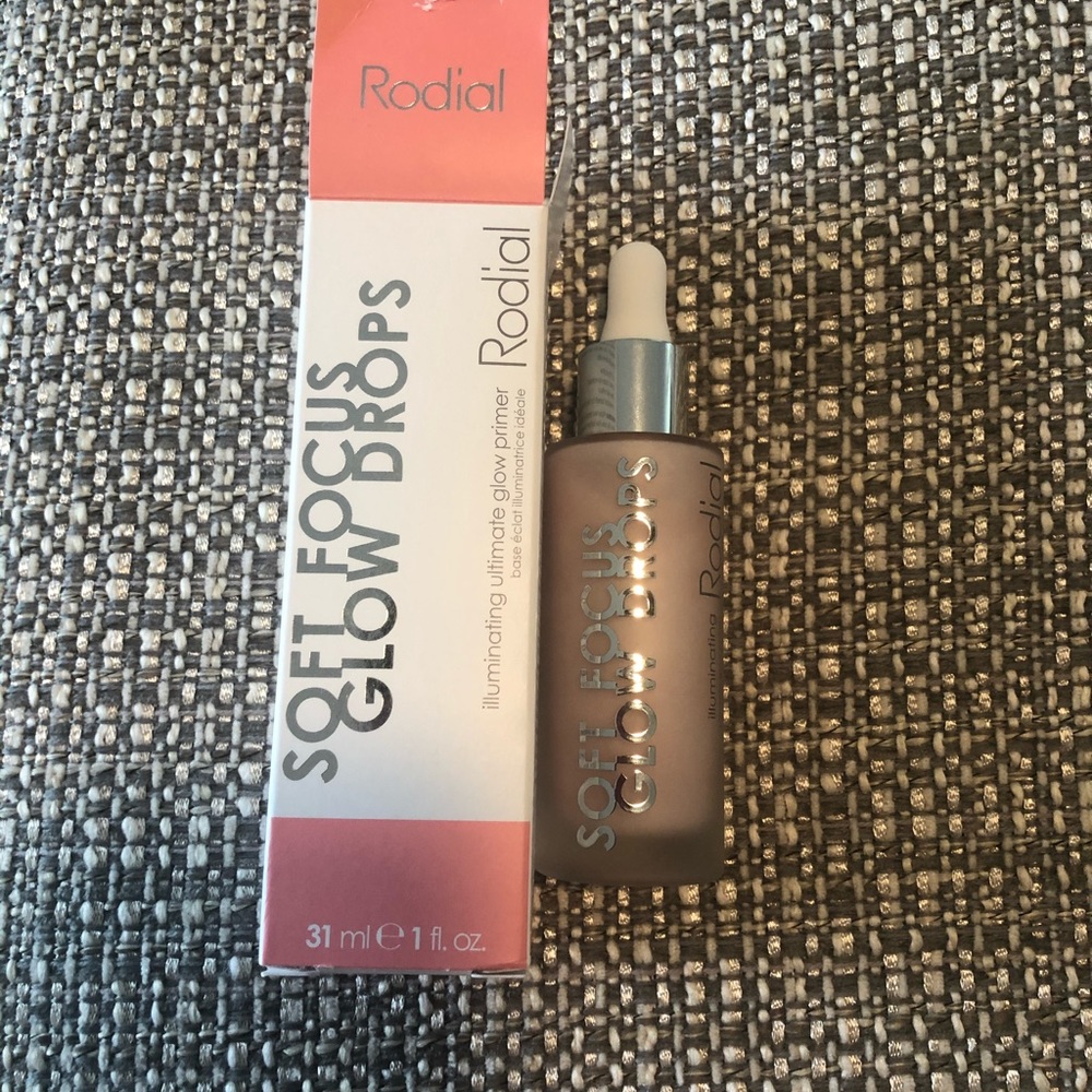 Rodial Soft focus glow drops
